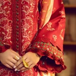 SE-V4-03 | Sunday Bloom Embroidered Lawn | Tana Bana